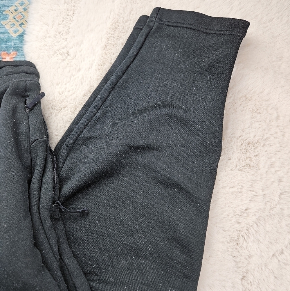 Under Armour Black Sweatpants XL - Picture 2 of 11